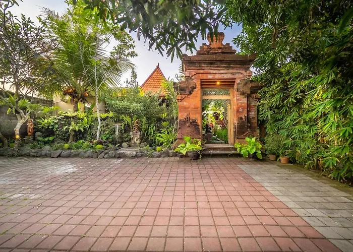 Tiis Garden Puri *